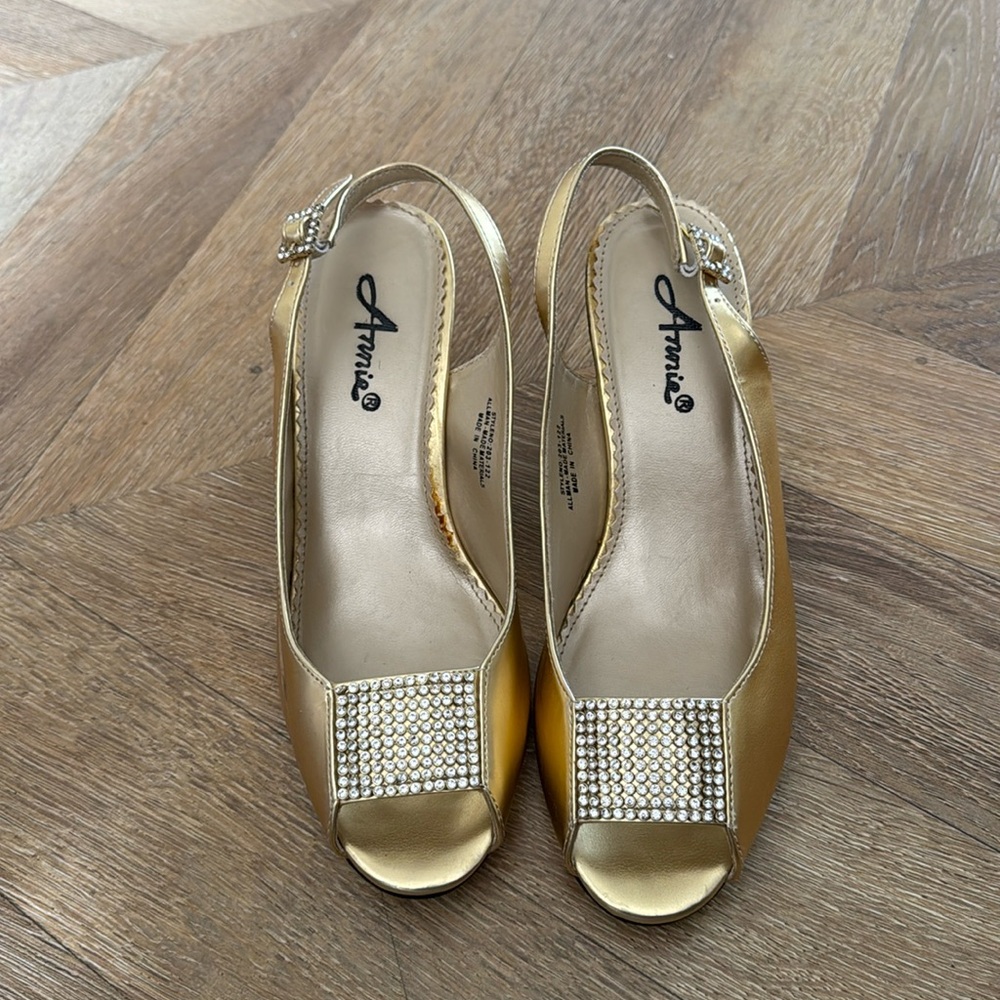 Annie gold heels with sparkly stones in the front